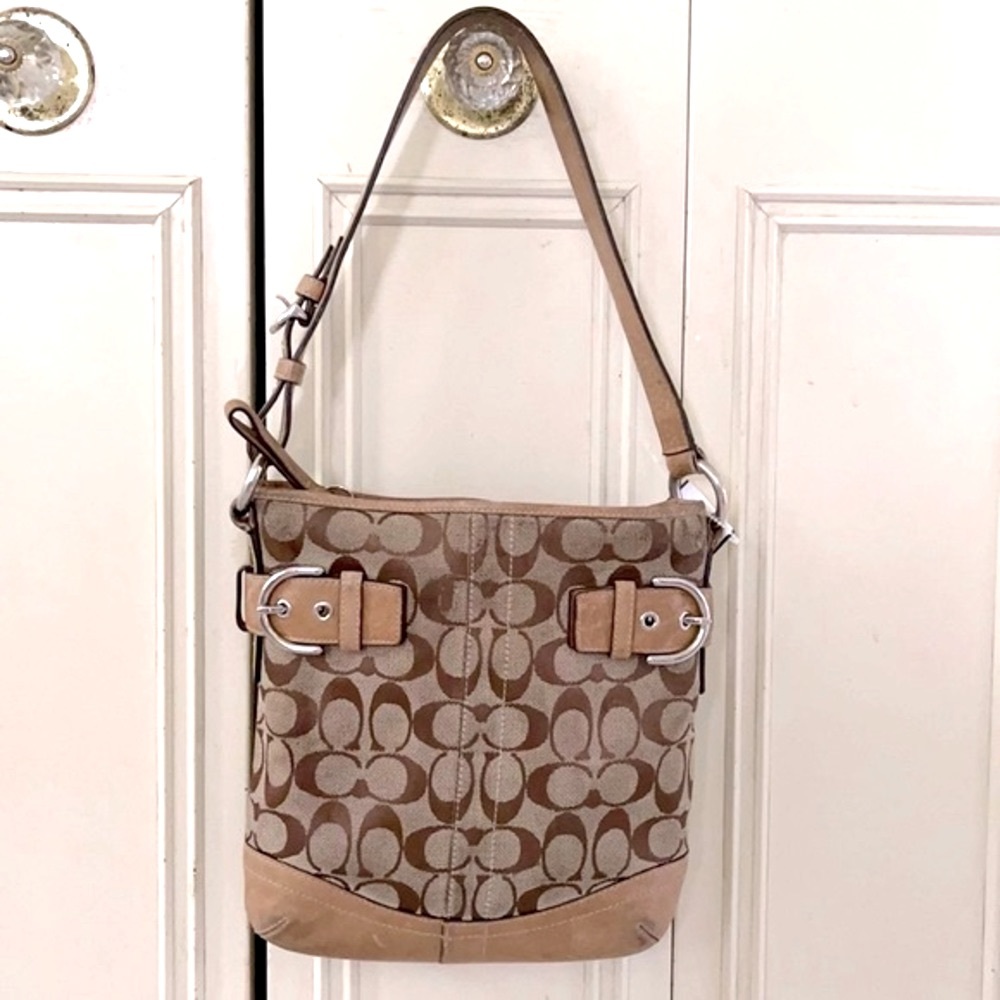 Coach Soho Teak Buckle monogram khaki hand…